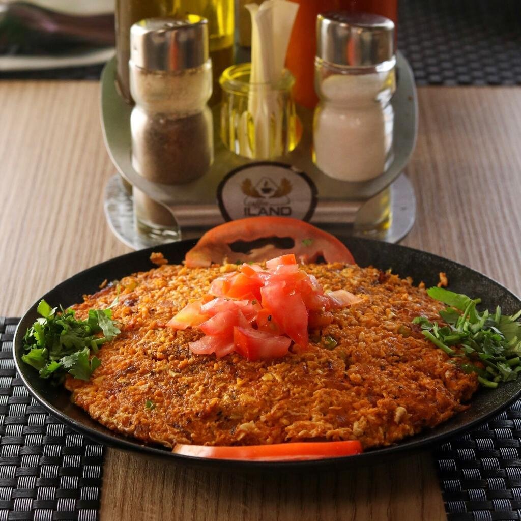 تونة بالطماطم